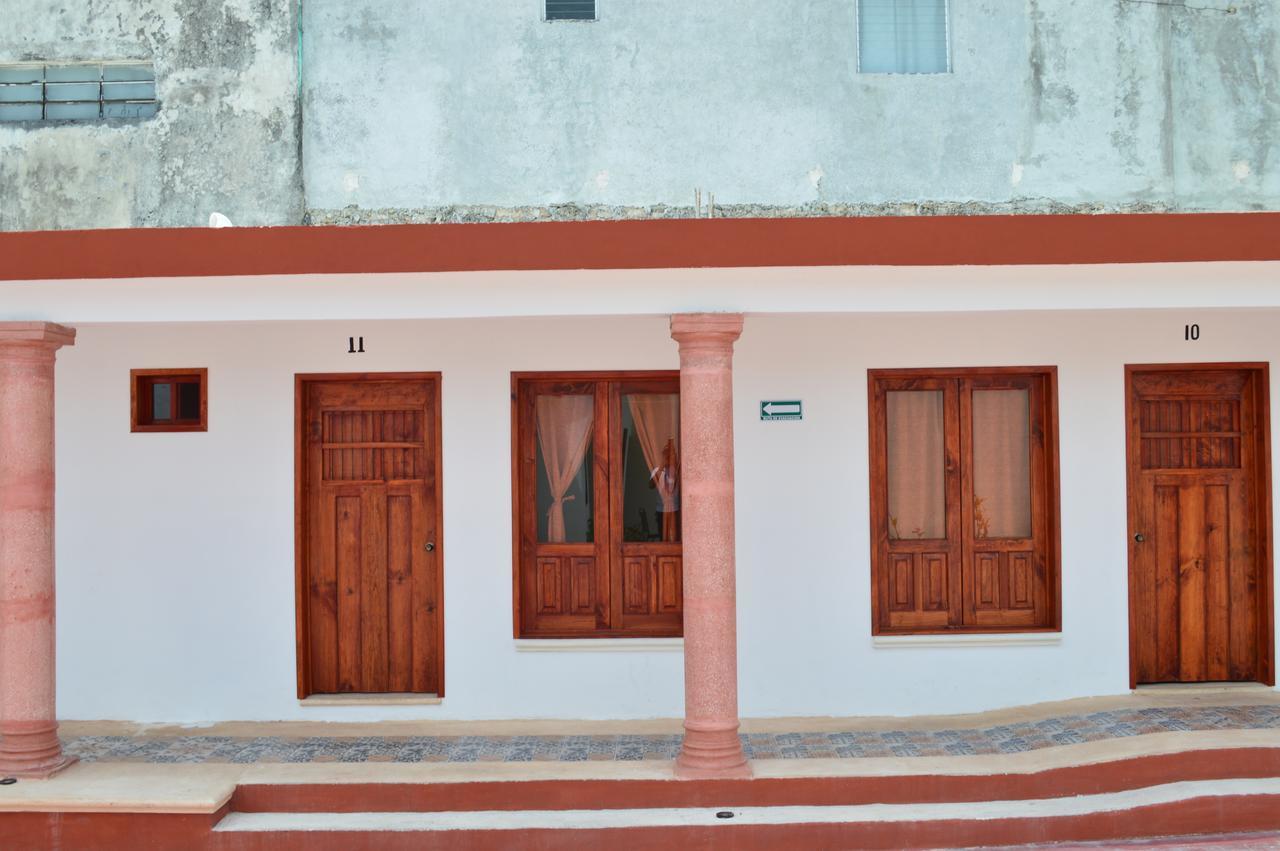 Hotel Las Mestizas Валядолид Екстериор снимка