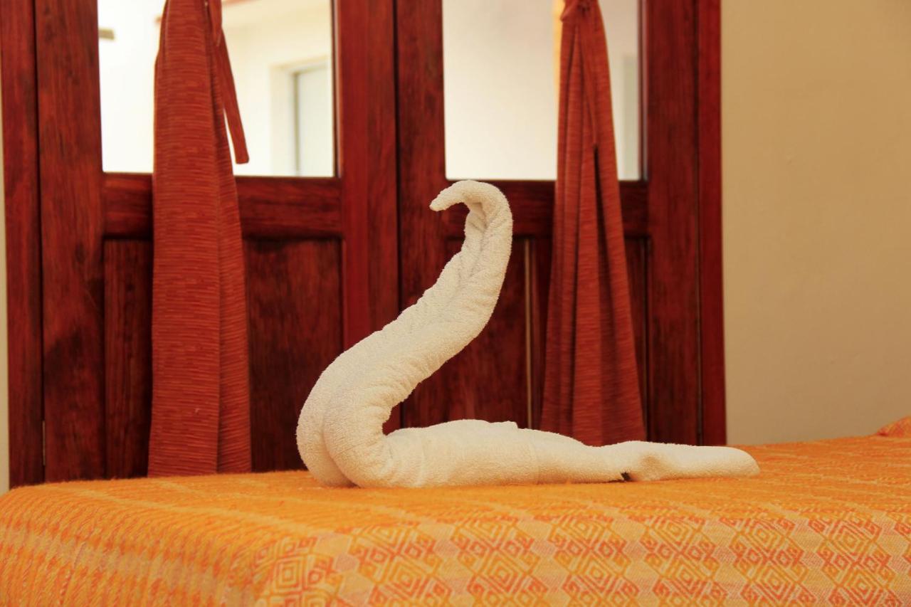 Hotel Las Mestizas Валядолид Екстериор снимка